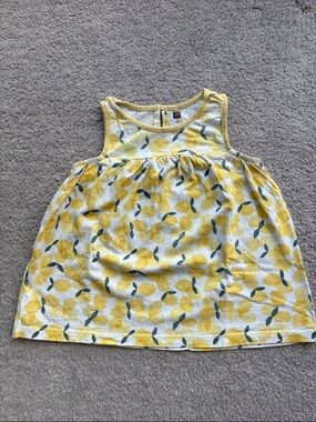 Tea Collection 100% cotton sleeveless tank - lemons!